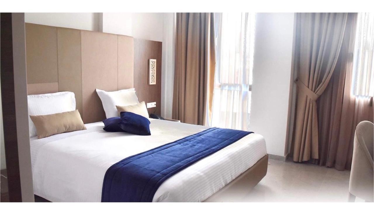 Hotel Lescure Business And Spa Megrine Bagian luar foto