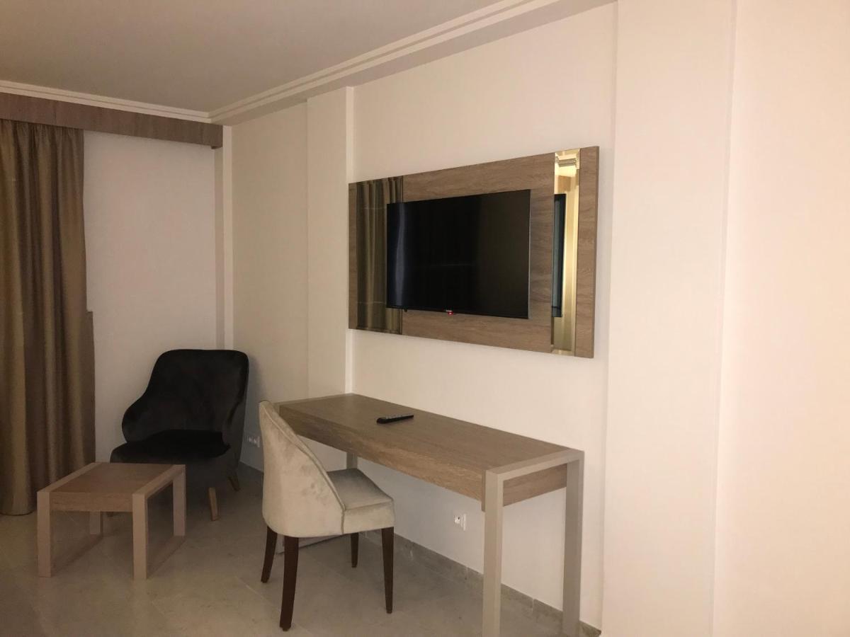 Hotel Lescure Business And Spa Megrine Bagian luar foto