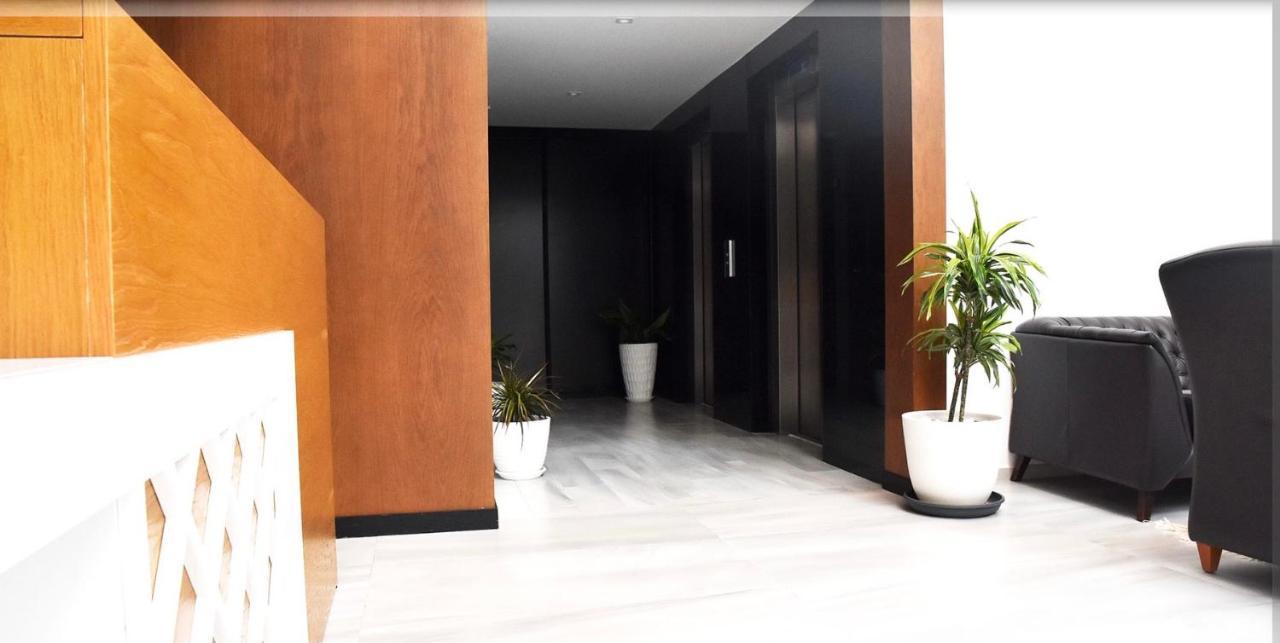 Hotel Lescure Business And Spa Megrine Bagian luar foto